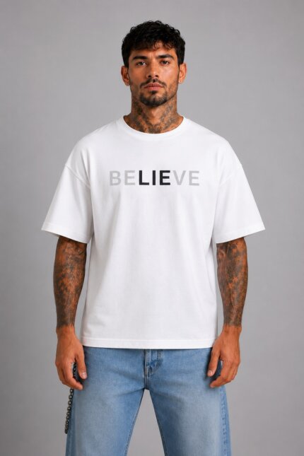 BELIEVE Premium T-Shirt Λευκό model