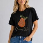 Coming Soon Γυναικείο T-Shirt με Strass μαύρο σε μοντέλο