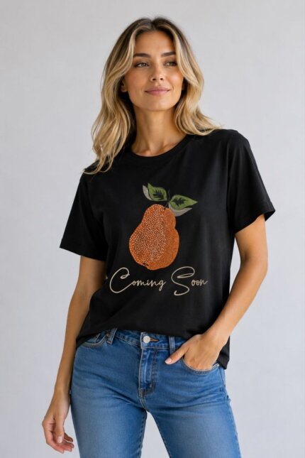 Coming Soon Γυναικείο T-Shirt με Strass μαύρο σε μοντέλο