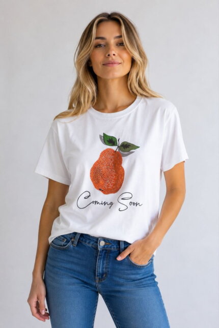 Coming Soon Γυναικείο T-Shirt με Strass λευκό σε μοντέλο