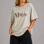MStyle Γυναικείο T-Shirt με Στρας μπεζ σε μοντέλο